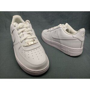 Nike Air Force 1 LE (GS) Sneaker White Light Pink Girls Size 3.5 NEW NO BOX!